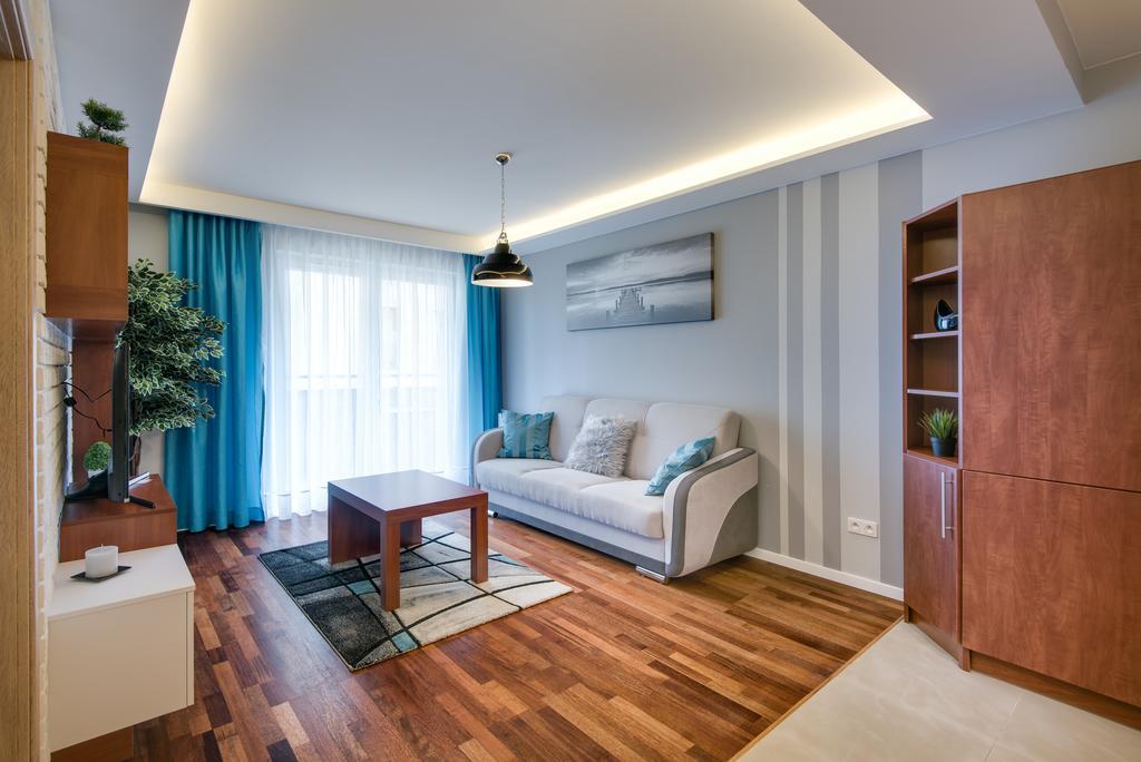 River Boulevards Apartment Cracóvia Exterior foto