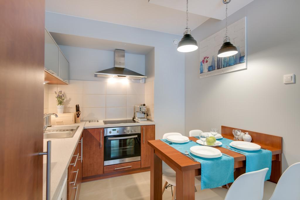 River Boulevards Apartment Cracóvia Exterior foto